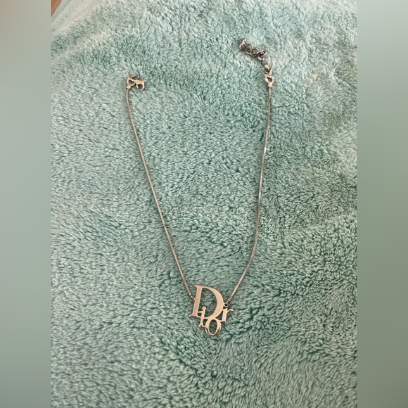 DIOR NECKLACE - Picture 2 of 2